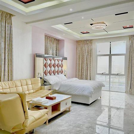 Asian Hotel Дукм Екстериор снимка