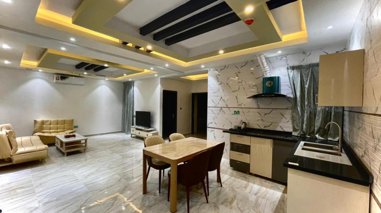 Asian Hotel Дукм Екстериор снимка