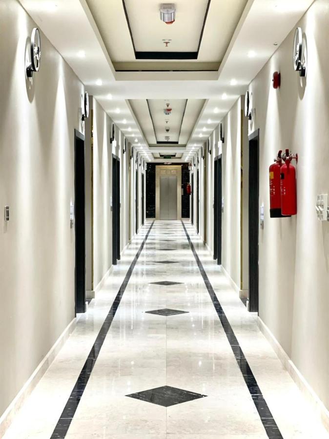 Asian Hotel Дукм Екстериор снимка